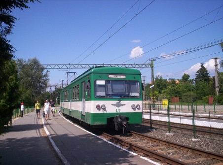 A Dunaújvárosi Egyetem is részt vesz a HÉV-vonatok felújításában